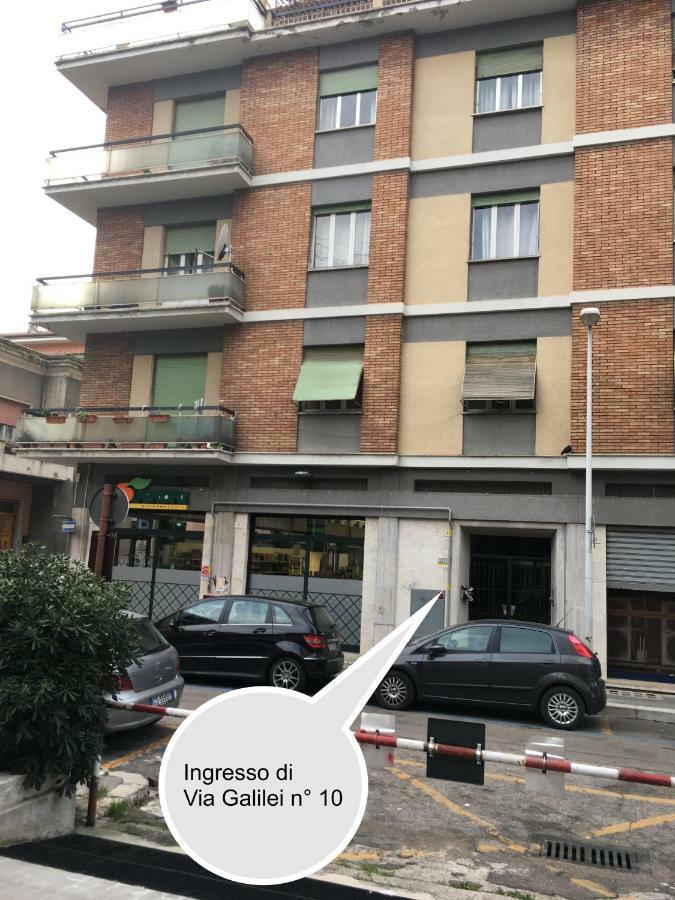 Alloggio Urbano - Stazione Terni Bagian luar foto